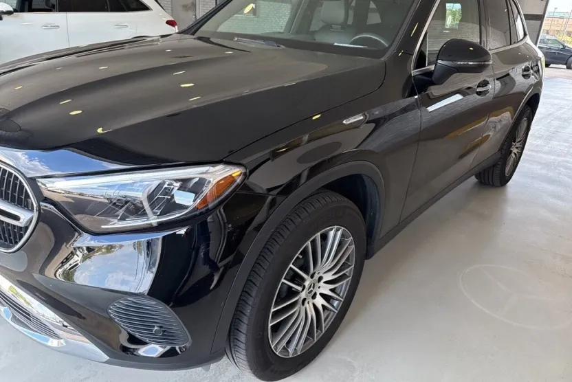 2024 Mercedes Benz GLC 300 4MATIC photo 1