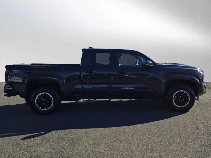 2024 Toyota Tacoma TRD Sport Double Cab photo 1