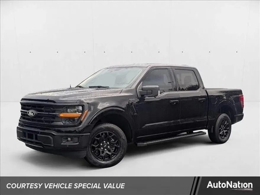 2025 Ford F-150 XLT photo 1