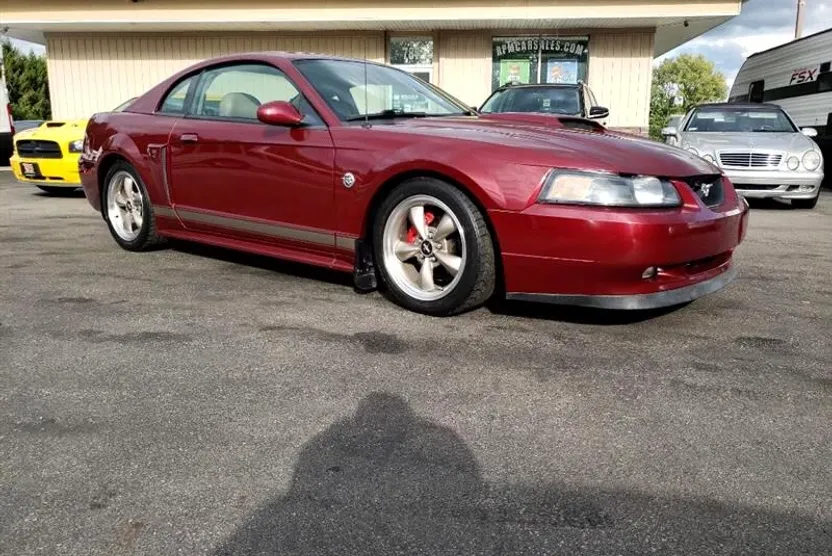 2004 Ford Mustang GT Deluxe photo 1
