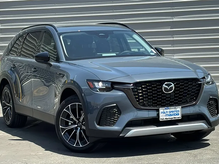 2025 Mazda CX-70 Premium photo 1