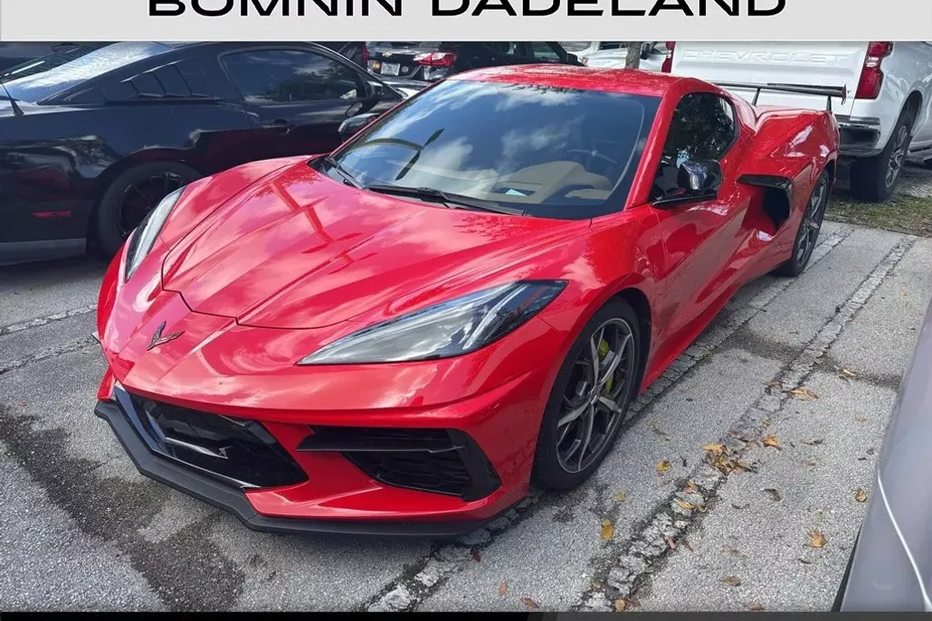 2021 Chevrolet Corvette Stingray 3LT photo 1