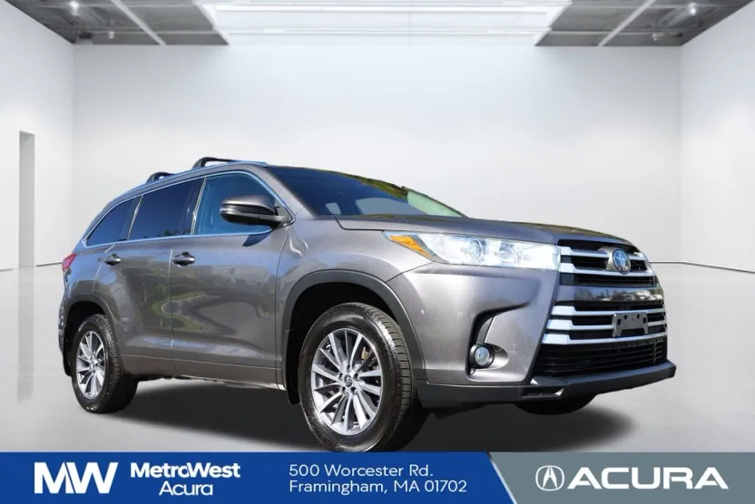 2018 Toyota Highlander XLE photo 1