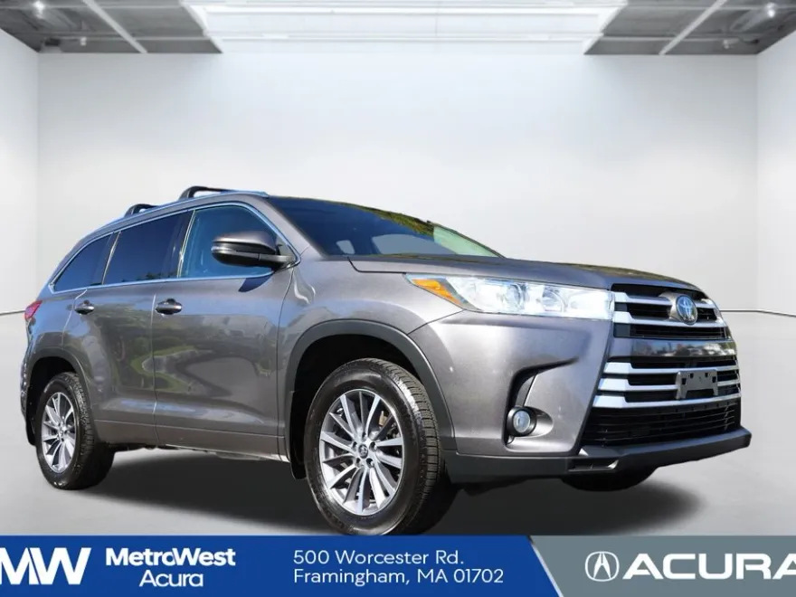 2018 Toyota Highlander XLE photo 1