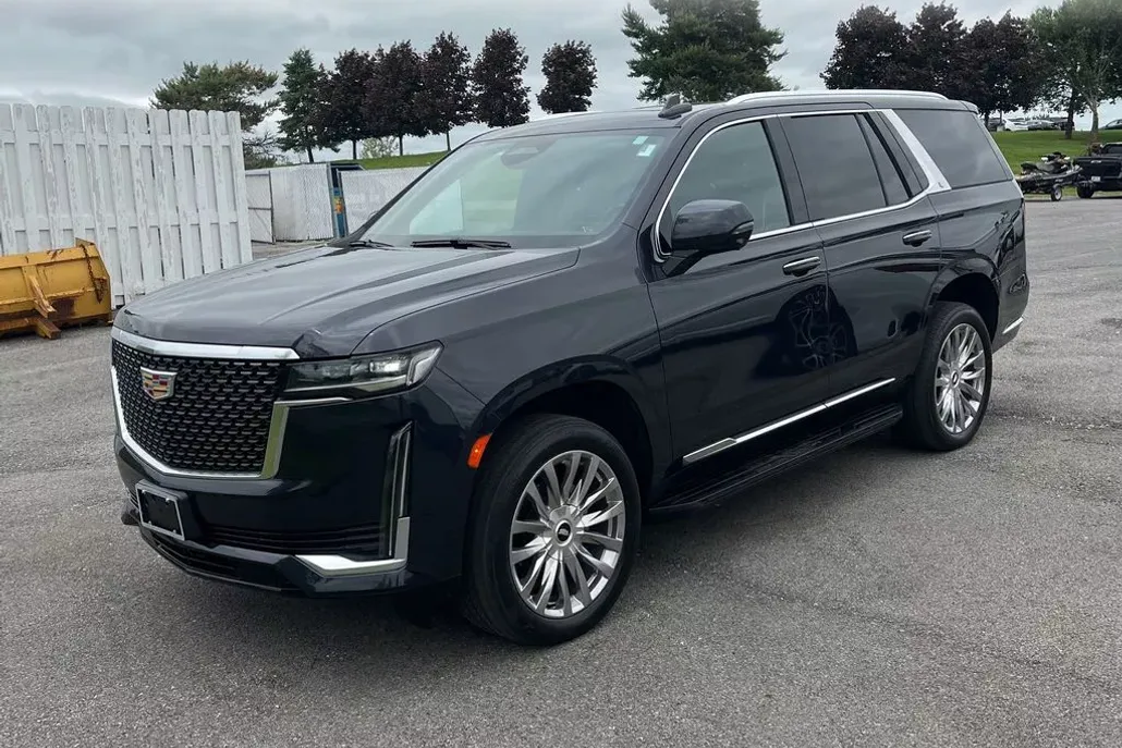 2022 Cadillac Escalade Premium Luxury photo 1