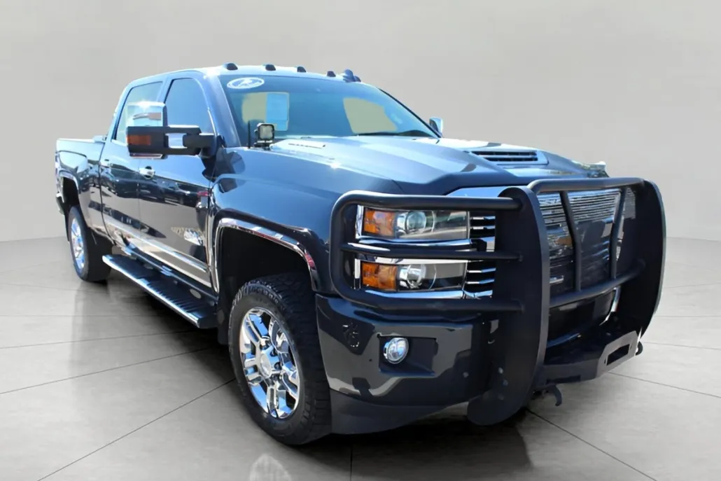 2017 Chevrolet Silverado 2500HD High Country photo 1