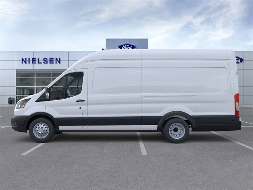 2025 Ford Transit photo 1