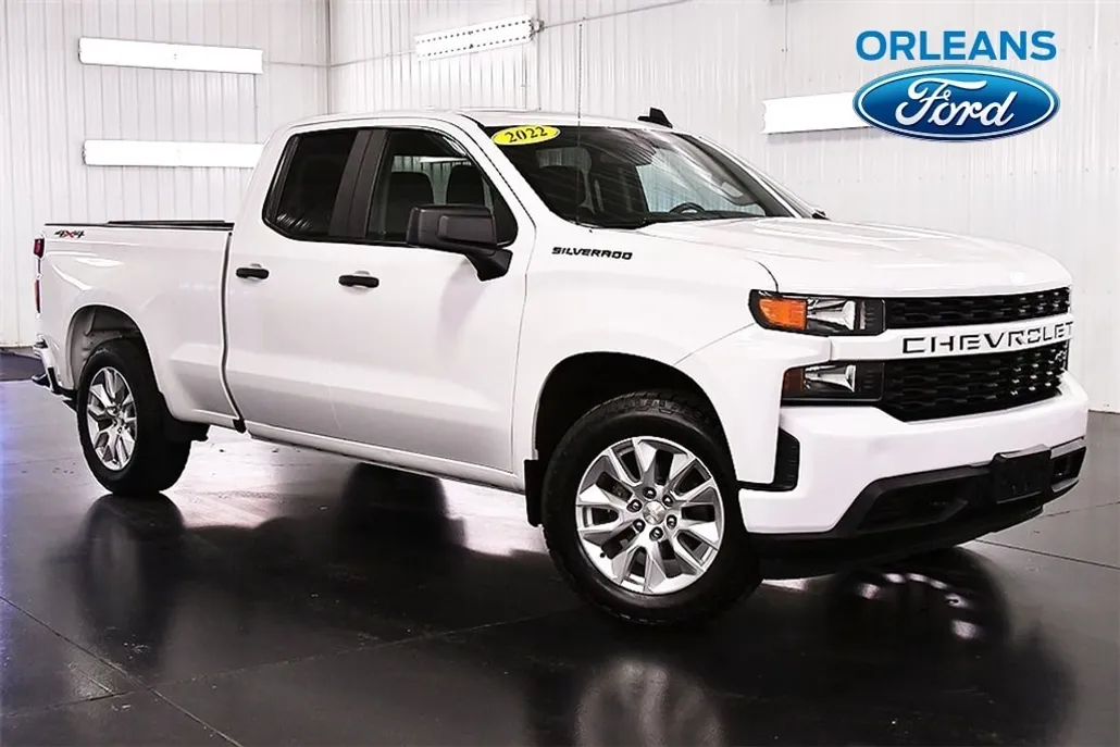 2022 Chevrolet Silverado 1500 Custom photo 1