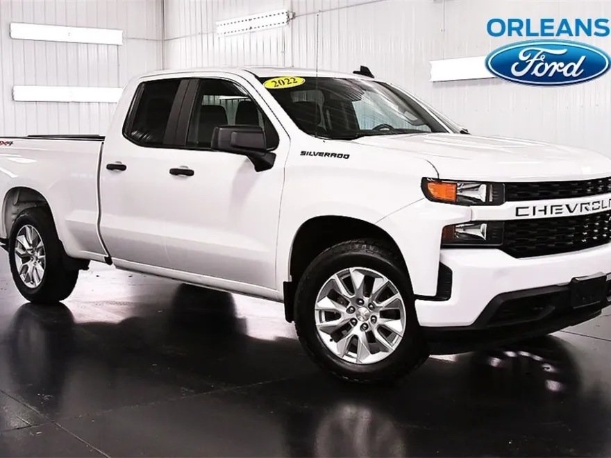 2022 Chevrolet Silverado 1500 Custom photo 1