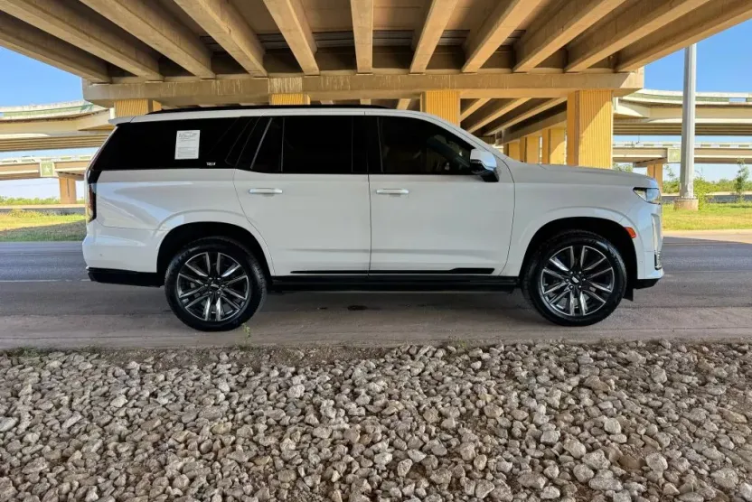 2021 Cadillac Escalade Platinum Sport photo 1
