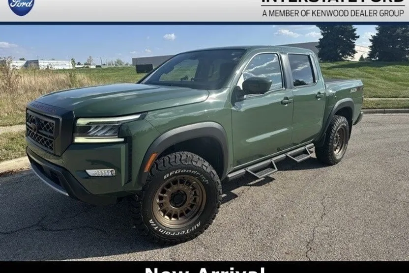 2022 Nissan Frontier PRO-4X photo 1