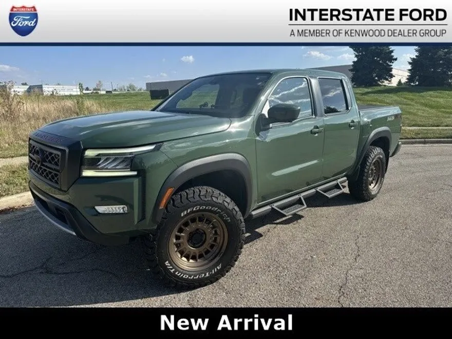 2022 Nissan Frontier PRO-4X photo 1