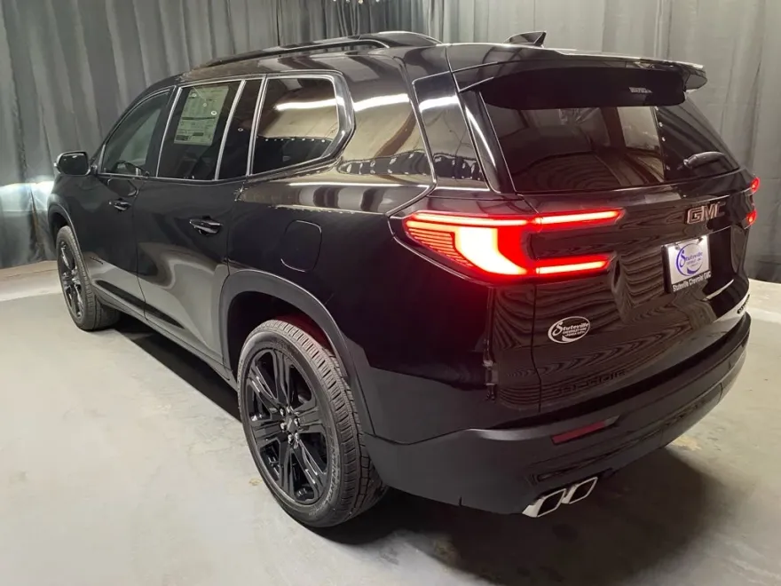 2025 Gmc Acadia Elevation photo 1