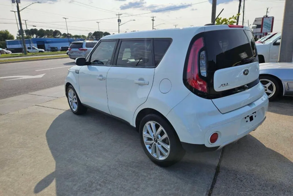 2018 Kia Soul photo 1