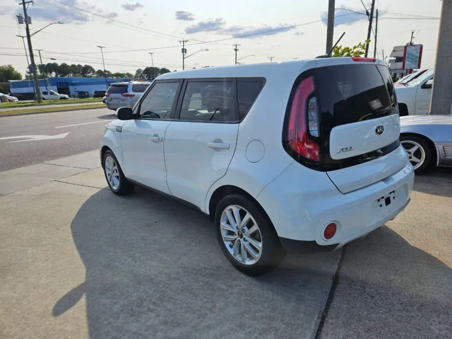 2018 Kia Soul photo 1