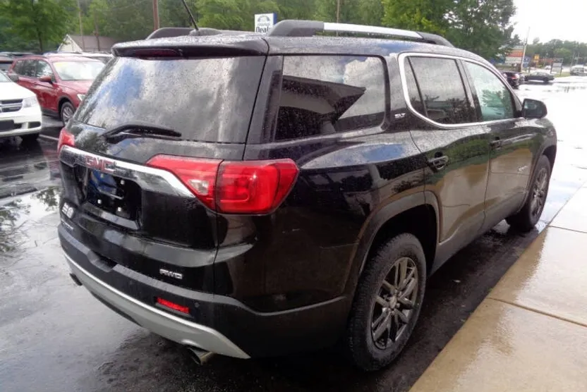 2019 Gmc Acadia SLT photo 1