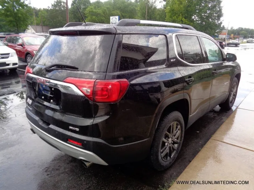 2019 Gmc Acadia SLT photo 1