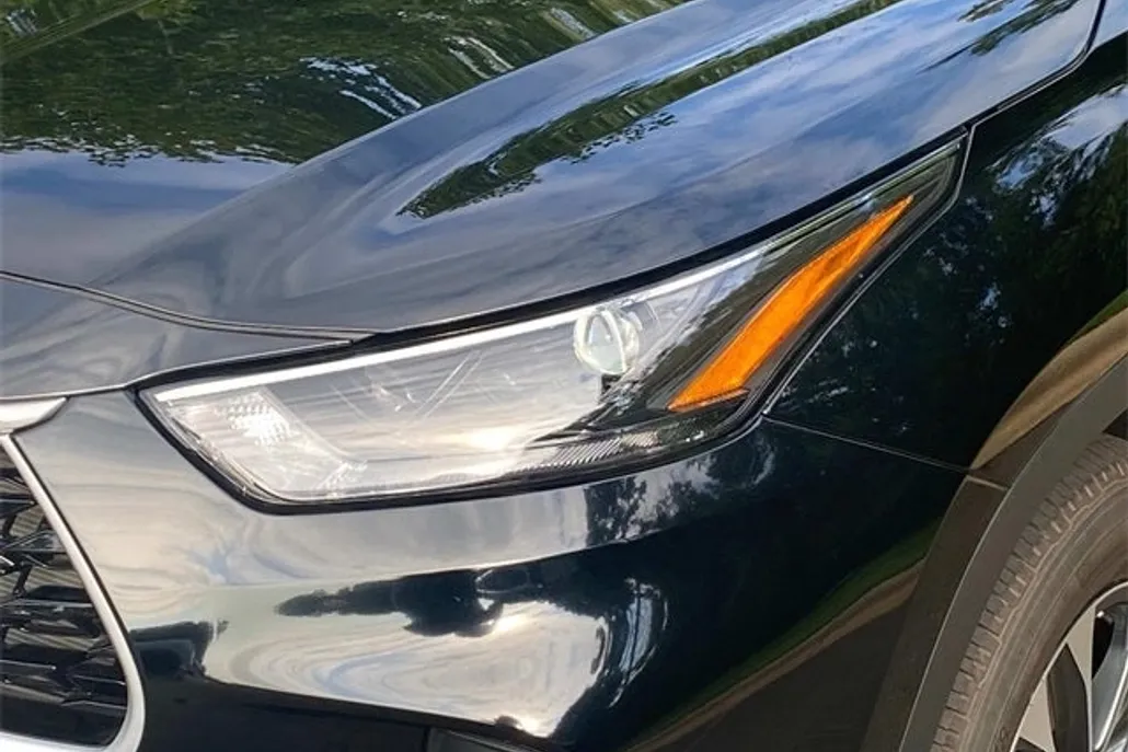 2024 Toyota Highlander XLE photo 1