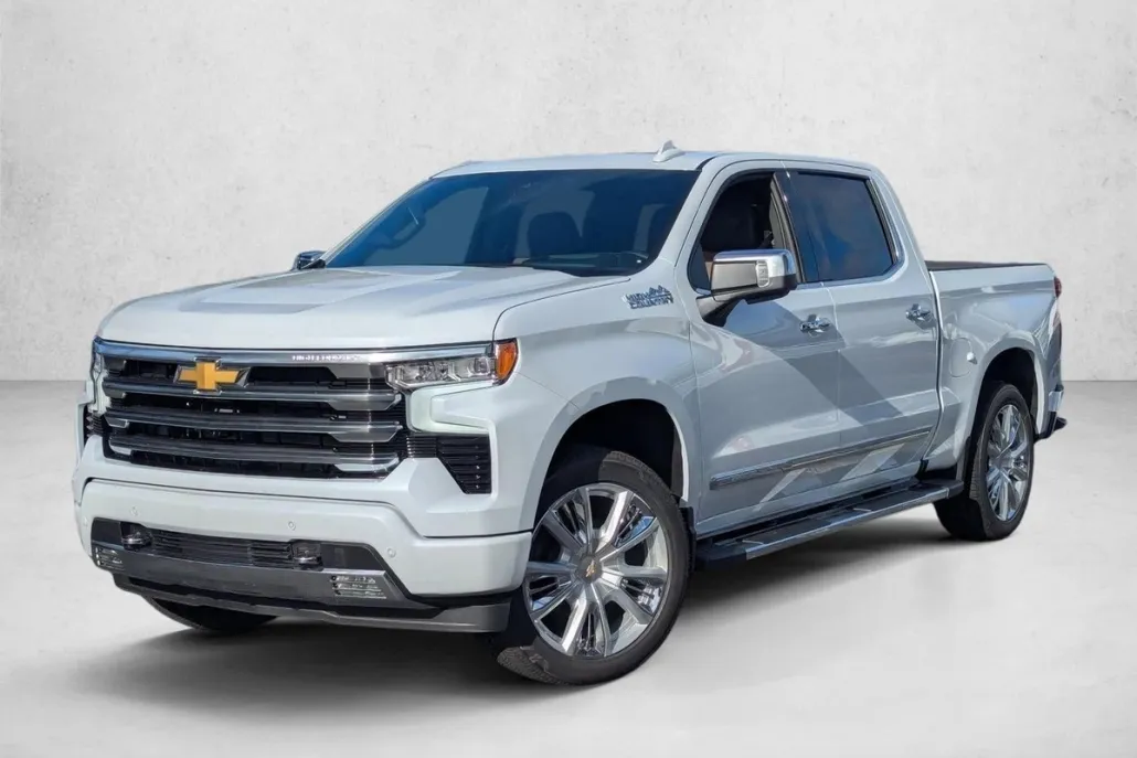 2026 Chevrolet Silverado 1500 High Country photo 1