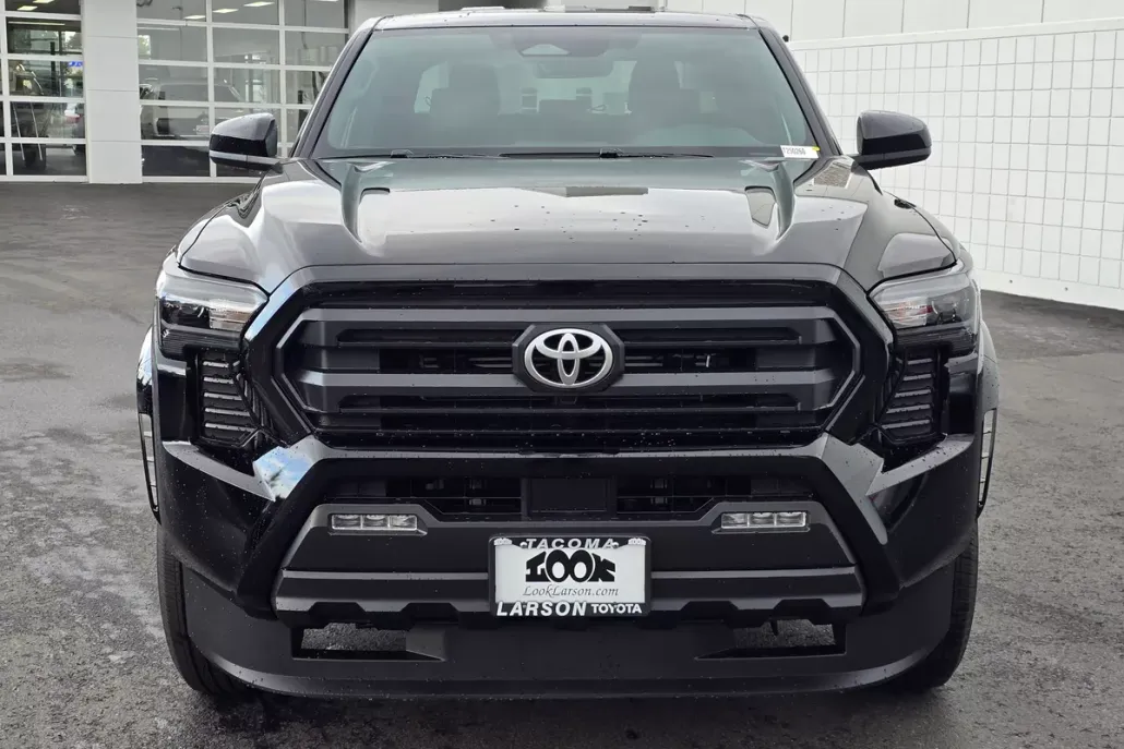 2025 Toyota Tacoma SR5 photo 1