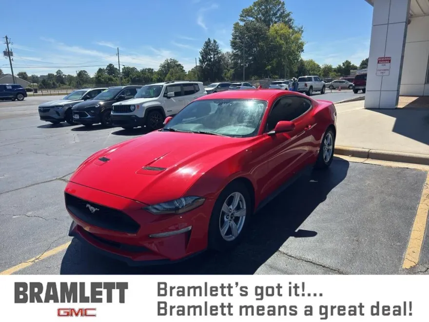 2020 Ford Mustang EcoBoost photo 1