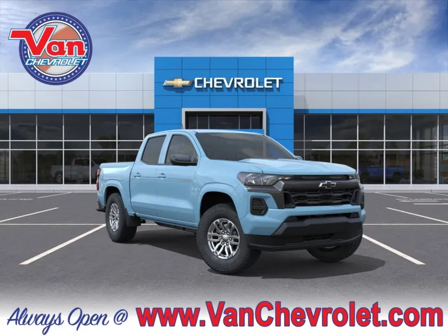 2026 Chevrolet Colorado LT photo 1