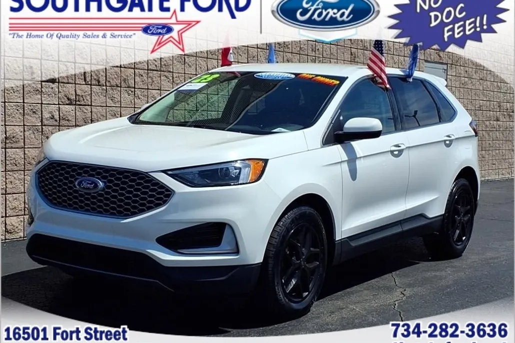 2023 Ford Edge SEL photo 1