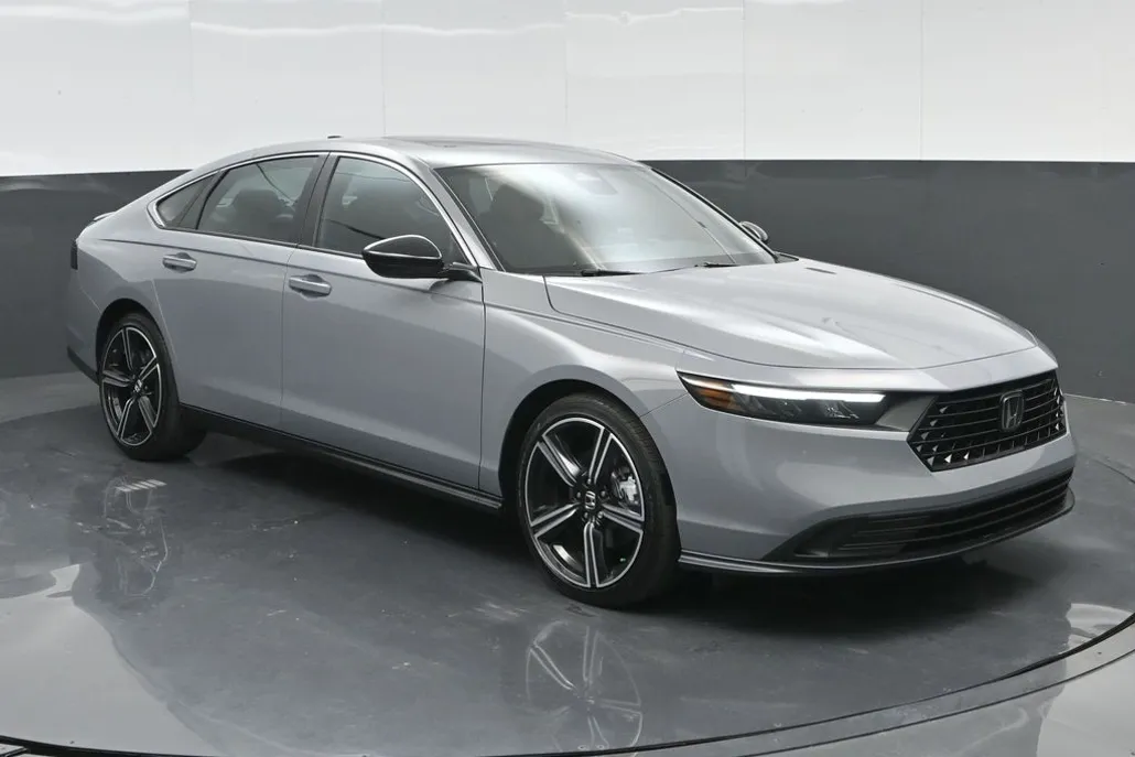 2025 Honda Accord Hybrid Sport photo 1