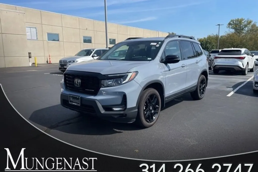 2024 Honda Passport Black Edition photo 1