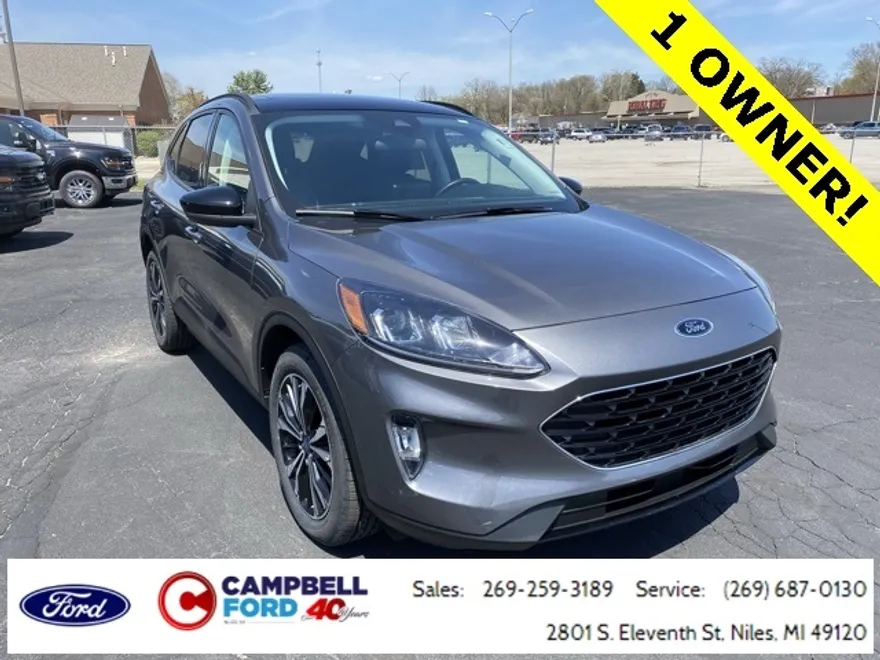 2022 Ford Escape SEL photo 1