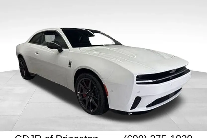 2024 Dodge Charger R/T Scat Pack photo 1
