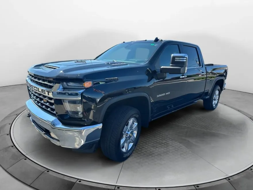 2021 Chevrolet Silverado 3500HD LTZ photo 1