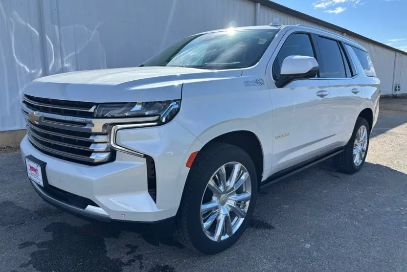2023 Chevrolet Tahoe High Country photo 1
