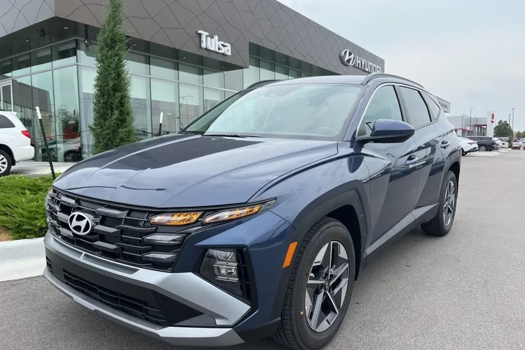 2026 Hyundai Tucson SEL photo 1