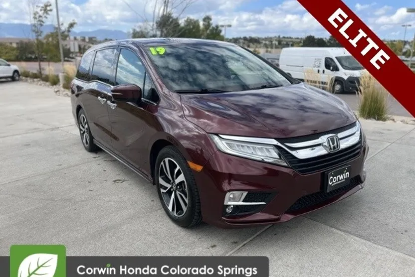 2019 Honda Odyssey Elite photo 1