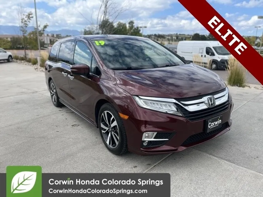 2019 Honda Odyssey Elite photo 1
