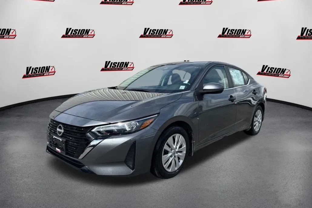 2025 Nissan Sentra S photo 1