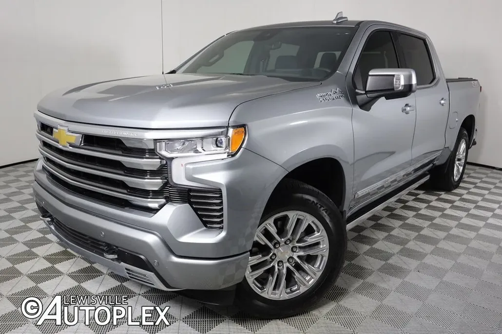 2024 Chevrolet Silverado 1500 High Country photo 1