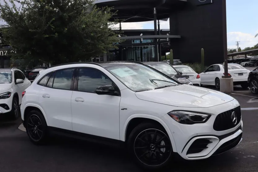 2025 Mercedes Benz GLA AMG 35 4MATIC photo 1