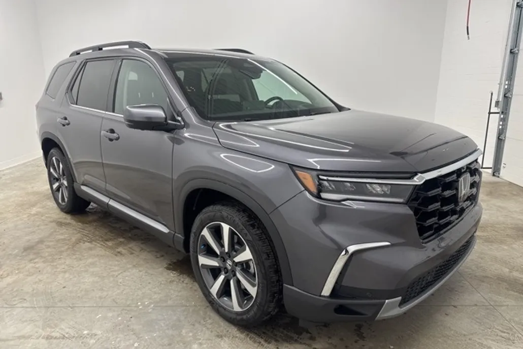 2025 Honda Pilot Elite photo 1