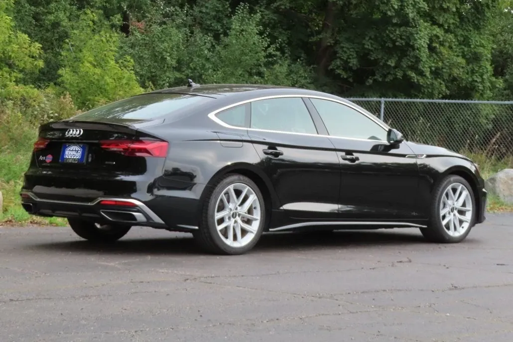 2024 Audi A5 45 S line Premium Plus Quattro photo 1