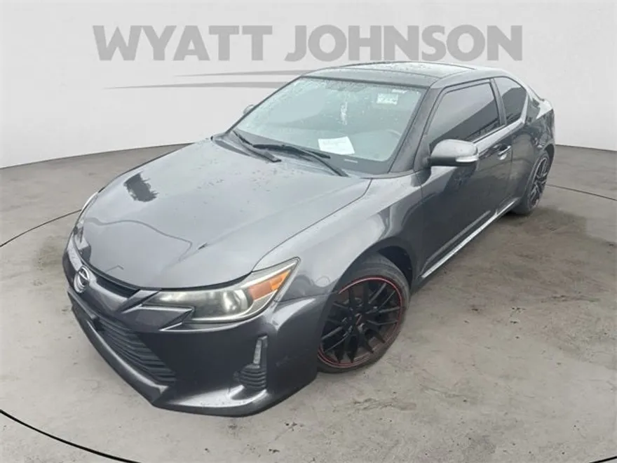 2016 Scion tC Base photo 1