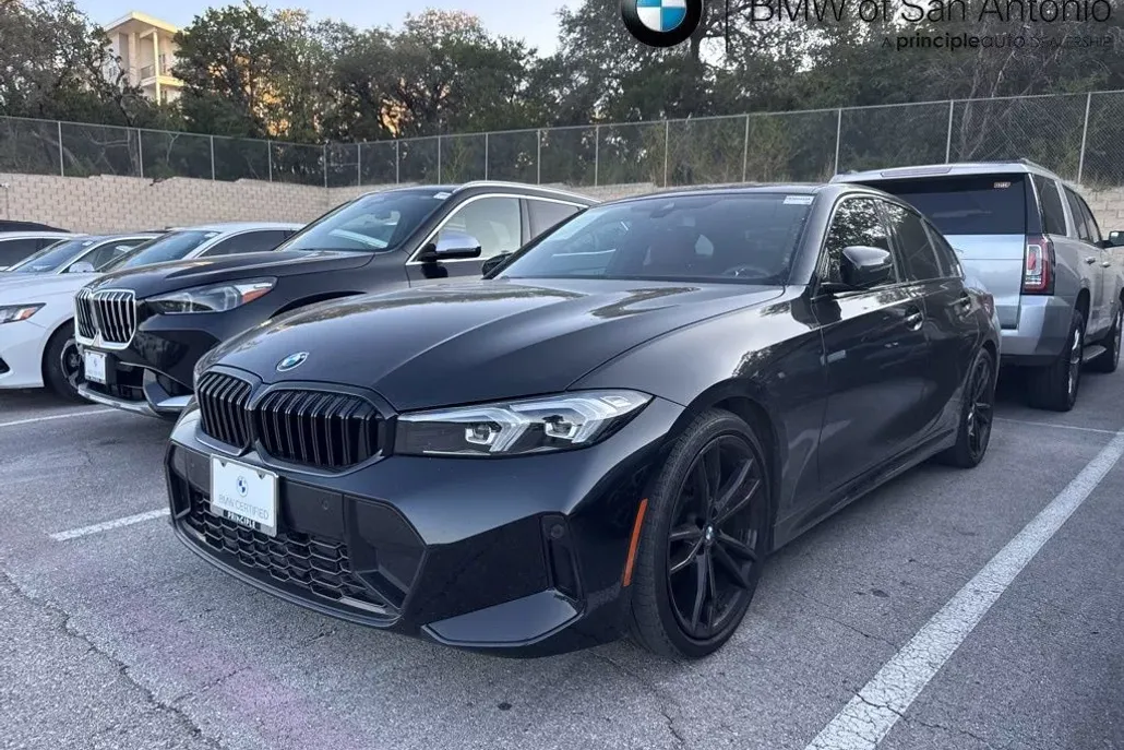 2023 Bmw 330i photo 1
