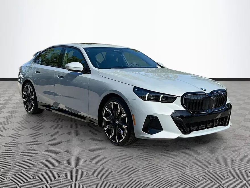 2025 Bmw 530i photo 1