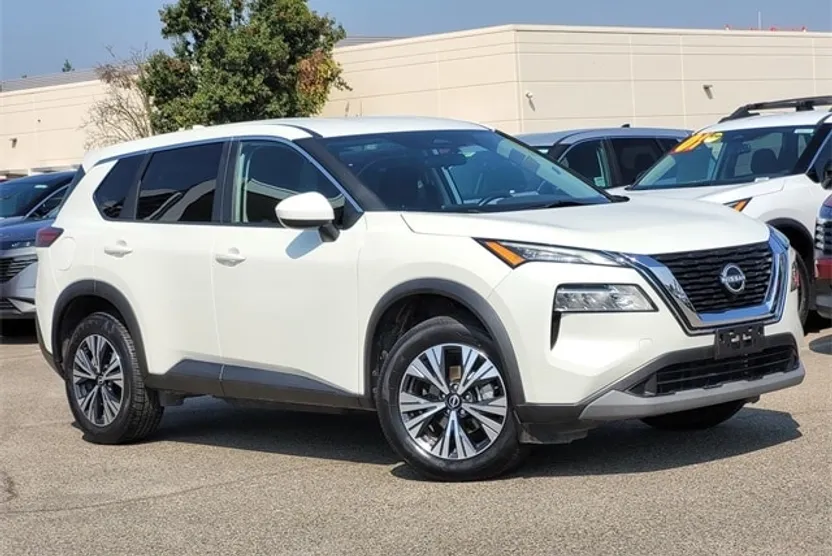 2023 Nissan Rogue SV photo 1