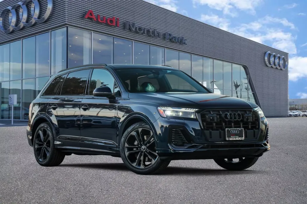 2025 Audi Q7 Prestige photo 1