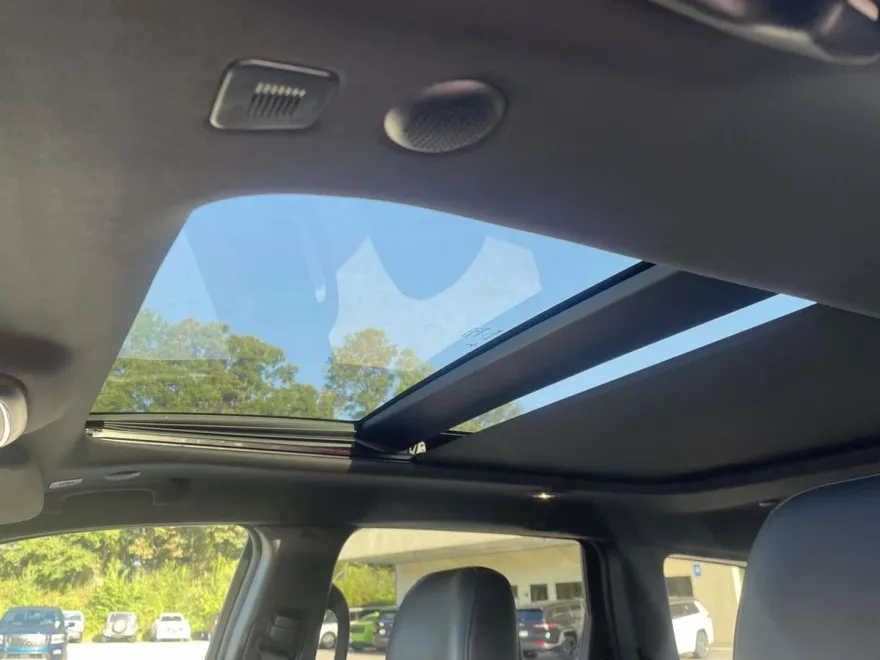 2021 Jeep Grand Cherokee Limited photo 1