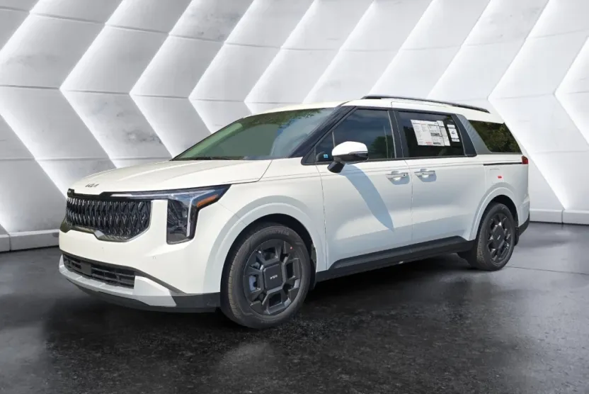 2026 Kia Carnival EX photo 1