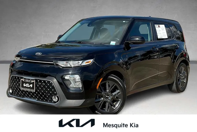 2021 Kia Soul EX photo 1