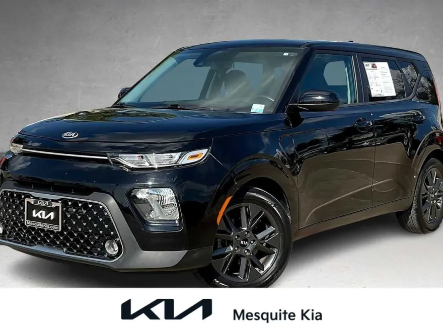 2021 Kia Soul EX photo 1